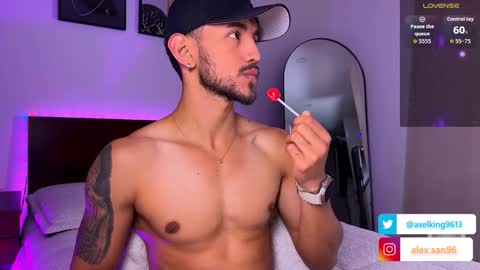 Snapshot of axelking13 chatting on 10/30/25, 12:56 Axel King online show from 10/30/25, 12:56