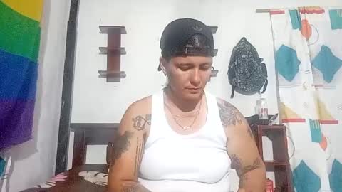 Snapshot of axell_tomboy chatting on 09/18/25, 02:35 Alexandra online show from 09/18/25, 02:35
