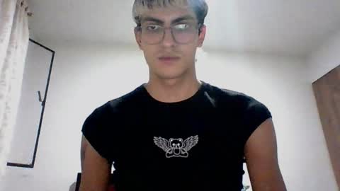Snapshot of axellatino_ chatting on 12/02/24, 12:19 Axel online show from 12/02/24, 12:19
