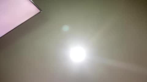 Snapshot of axellatino_ chatting on 01/06/25, 12:27 Axel online show from 01/06/25, 12:27
