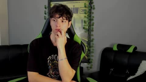 Axel Raven online show from 12/24/24, 05:23