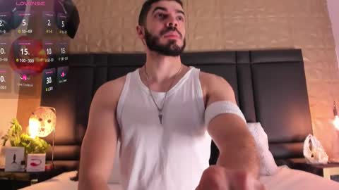 Axel Thompsom online show from 10/18/25, 12:39