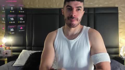 Axel Thompsom online show from 11/05/25, 11:43