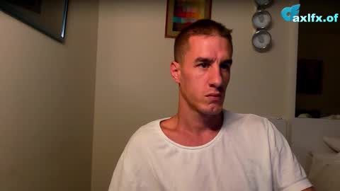 Axl online show from 10/16/25, 02:23