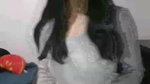 axue online show from 03/04/25, 10:05