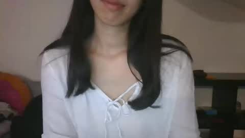 axue online show from 10/03/25, 09:23