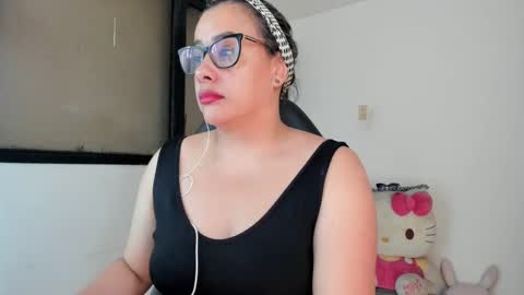 Snapshot of aylaislem chatting on 02/19/25, 07:39 SandyMODELINDEPENDIENT online show from 02/19/25, 07:39