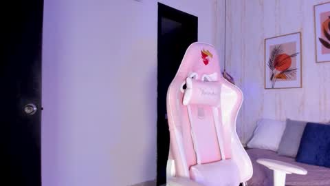 Ayleen online show from 10/17/25, 12:30