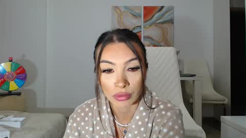 Aylin online show from 03/10/25, 01:23