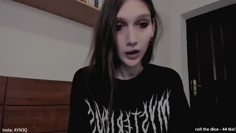 Snapshot of ayn3q chatting on 01/19/25, 02:47 AYNEK fansly online show from 01/19/25, 02:47