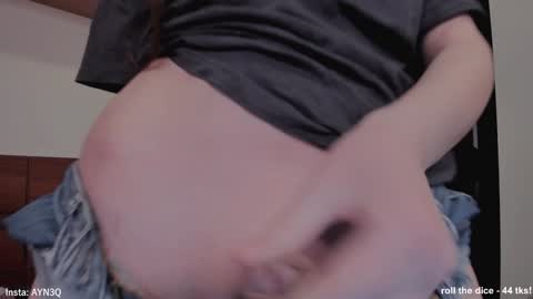 Snapshot of ayn3q chatting on 01/31/25, 10:21 AYNEK fansly online show from 01/31/25, 10:21