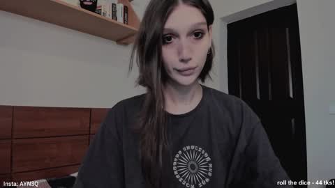 Snapshot of ayn3q chatting on 02/05/25, 06:02 AYNEK fansly online show from 02/05/25, 06:02