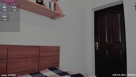 Snapshot of ayn3q chatting on 03/10/25, 10:48 AYNEK fansly online show from 03/10/25, 10:48