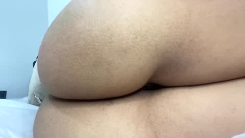 Ayra online show from 11/20/25, 11:10