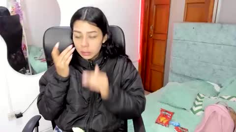 aysha_winxx online show from 11/06/25, 03:40