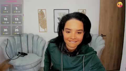 Snapshot of ayshel_cooperr chatting on 10/28/25, 12:03 ayshel_cooperr online show from 10/28/25, 12:03