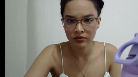 Snapshot of ayshel_cooperr chatting on 11/09/25, 09:02 ayshel_cooperr online show from 11/09/25, 09:02