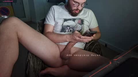 Snapshot of azagal22 chatting on 01/08/25, 08:07 justin online show from 01/08/25, 08:07