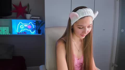 Sofia online show from 01/06/25, 05:59