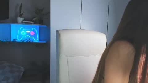 Sofia online show from 02/08/25, 07:48