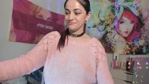 Azucena R online show from 12/17/24, 06:31