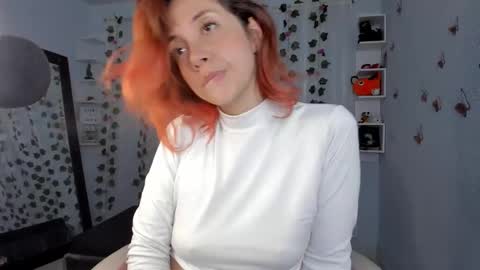 azumi saan online show from 10/09/25, 02:31