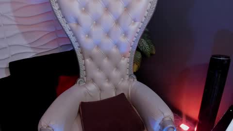 Snapshot of azuraby chatting on 09/30/25, 12:37 Azuraby online show from 09/30/25, 12:37