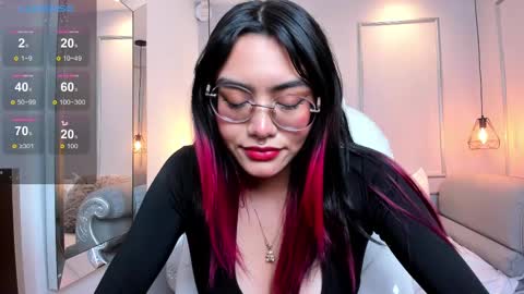 Snapshot of azurakindong chatting on 02/12/25, 10:37 Azura online show from 02/12/25, 10:37