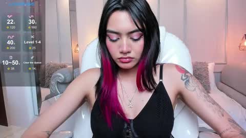 Snapshot of azurakindong chatting on 02/19/25, 11:14 Azura online show from 02/19/25, 11:14