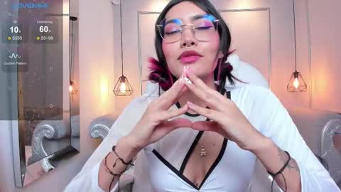 Snapshot of azurakindong chatting on 03/01/25, 01:43 Azura online show from 03/01/25, 01:43