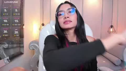 Snapshot of azurakindong chatting on 09/08/25, 07:24 Azura online show from 09/08/25, 07:24