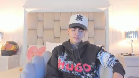 Anny online show from 10/15/25, 11:54