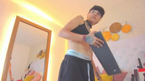 Anny online show from 11/13/25, 04:22