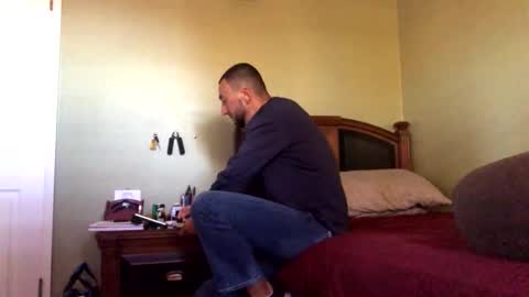 Snapshot of b_johnson530 chatting on 10/18/25, 09:48 b_johnson530 online show from 10/18/25, 09:48