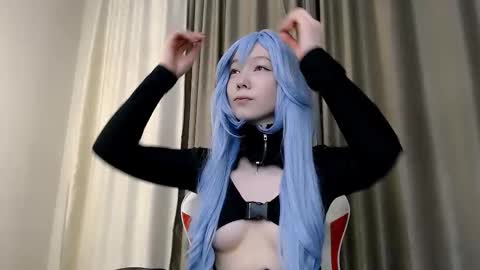 Snapshot of babby_rabbit_ chatting on 10/30/25, 05:57 Cute Raby online show from 10/30/25, 05:57