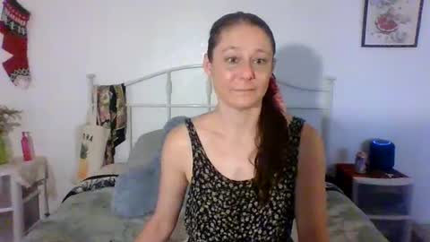 Snapshot of babetteohara chatting on 10/06/25, 11:35 Babette online show from 10/06/25, 11:35