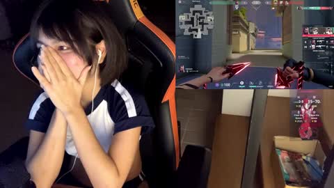 Snapshot of babiej_ chatting on 02/04/25, 01:59 Jialyn online show from 02/04/25, 01:59