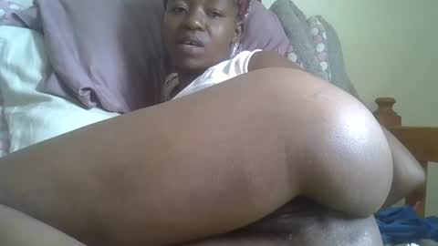 baby_facii online show from 12/22/24, 11:11