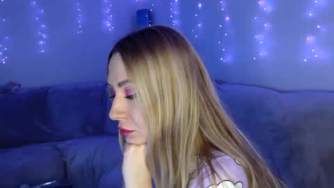 Diva x  online show from 02/08/25, 09:25