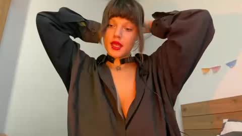 Snapshot of baby_meimei chatting on 03/10/25, 04:38 mei online show from 03/10/25, 04:38