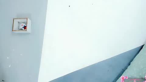 Baby-Rouss online show from 10/15/25, 12:16