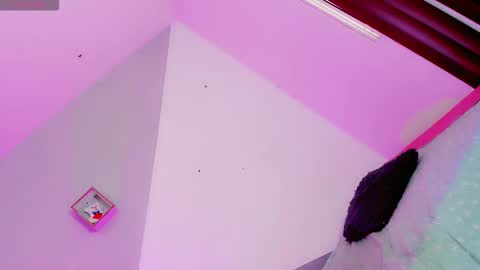 Baby-Rouss online show from 11/15/25, 01:40