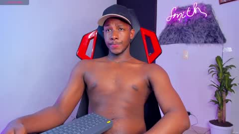 Snapshot of baby_smith chatting on 12/24/24, 10:39 FOLLOW ME online show from 12/24/24, 10:39