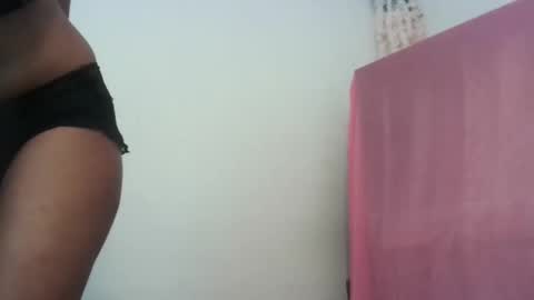 Snapshot of babycakes393594 chatting on 10/18/25, 04:08 Babycakes online show from 10/18/25, 04:08
