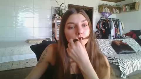 babydemon6 online show from 09/10/25, 04:51