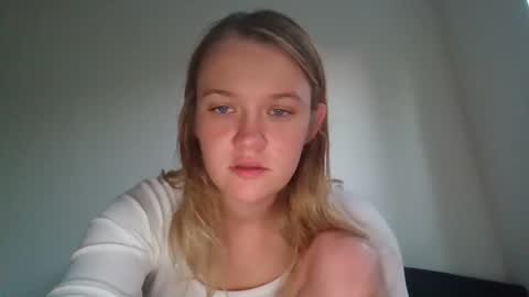 babykay03 online show from 10/05/25, 11:41