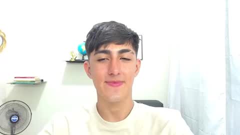 Snapshot of babymaik chatting on 02/21/25, 11:54 babymaik online show from 02/21/25, 11:54