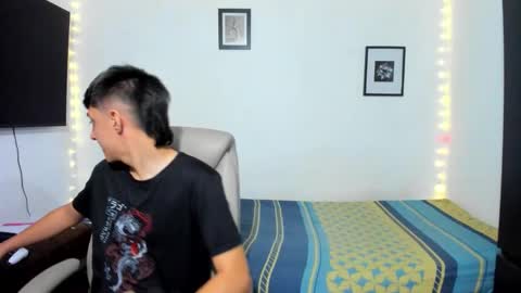 Snapshot of babymaik chatting on 09/10/25, 05:40 babymaik online show from 09/10/25, 05:40