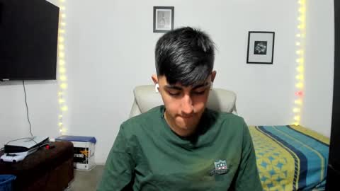 Snapshot of babymaik chatting on 09/18/25, 09:06 babymaik online show from 09/18/25, 09:06