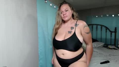 Snapshot of babymost chatting on 09/10/25, 03:01 Baby Most online show from 09/10/25, 03:01